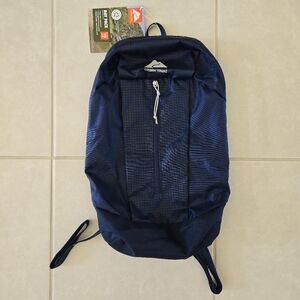 NWT Ozark Trail 16" Day Pack 10L Backpack Lightweight Blue Hiking Camping School